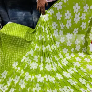 Trendy Womens Georgette Printed Saree with blouse.